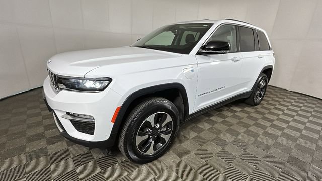 Used 2022 Jeep Grand Cherokee Limited 4xe w/ Luxury Tech Group II AWD/4WD image 7