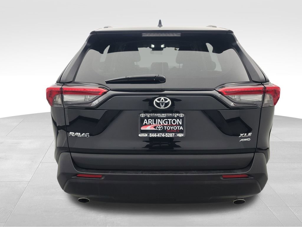 Used 2025 Toyota RAV4 XLE image 6