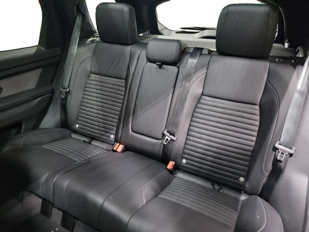 Used 2024 Land Rover Discovery Sport Dynamic SE AWD/4WD image 22
