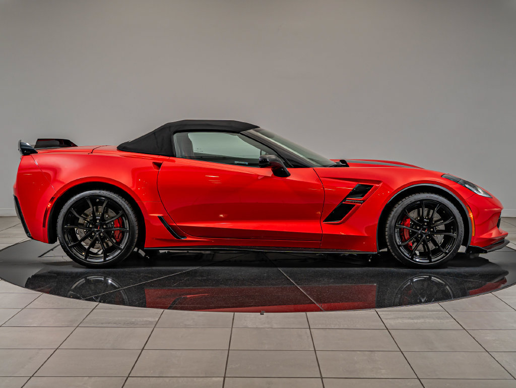 Used 2019 Chevrolet Corvette Grand Sport RWD image 5