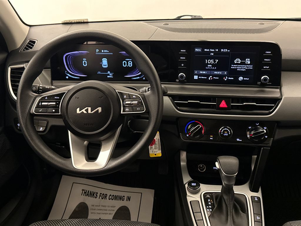 Used 2026 Kia Seltos LX AWD/4WD image 14