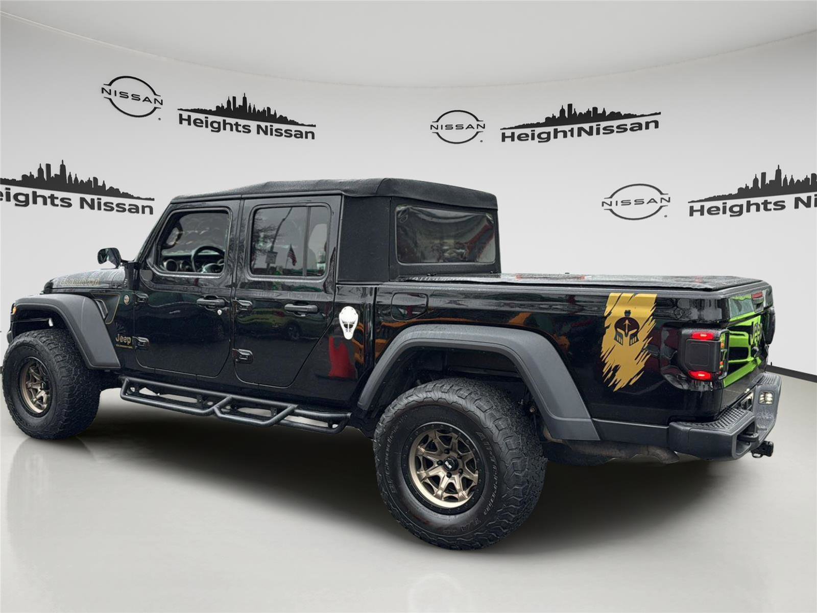 Used 2020 Jeep Gladiator Sport w/ Quick Order Package 24S image 2