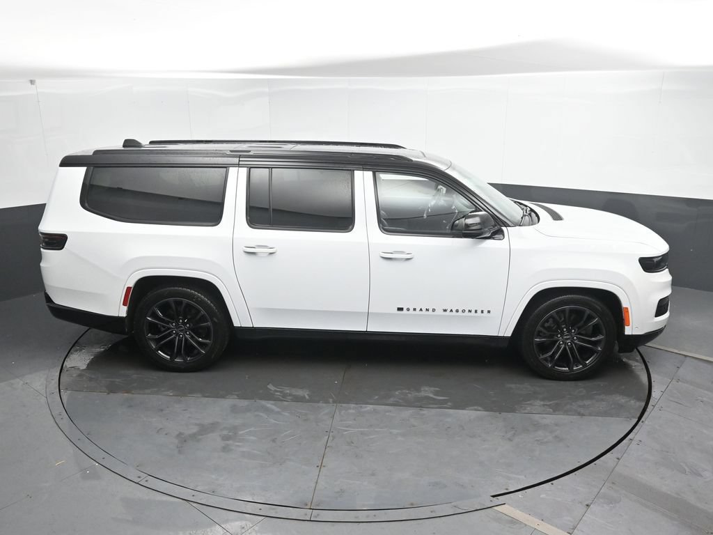 Used 2024 Jeep Grand Wagoneer L Series II w/ Quick Order Packagew 28T AWD/4WD image 32