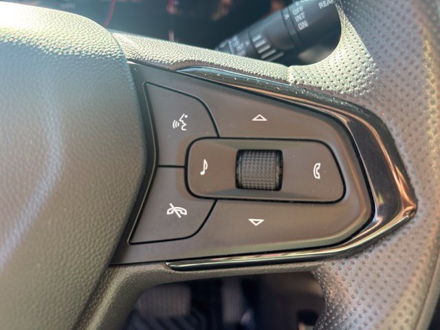 Used 2025 Chevrolet TrailBlazer LT AWD/4WD image 17