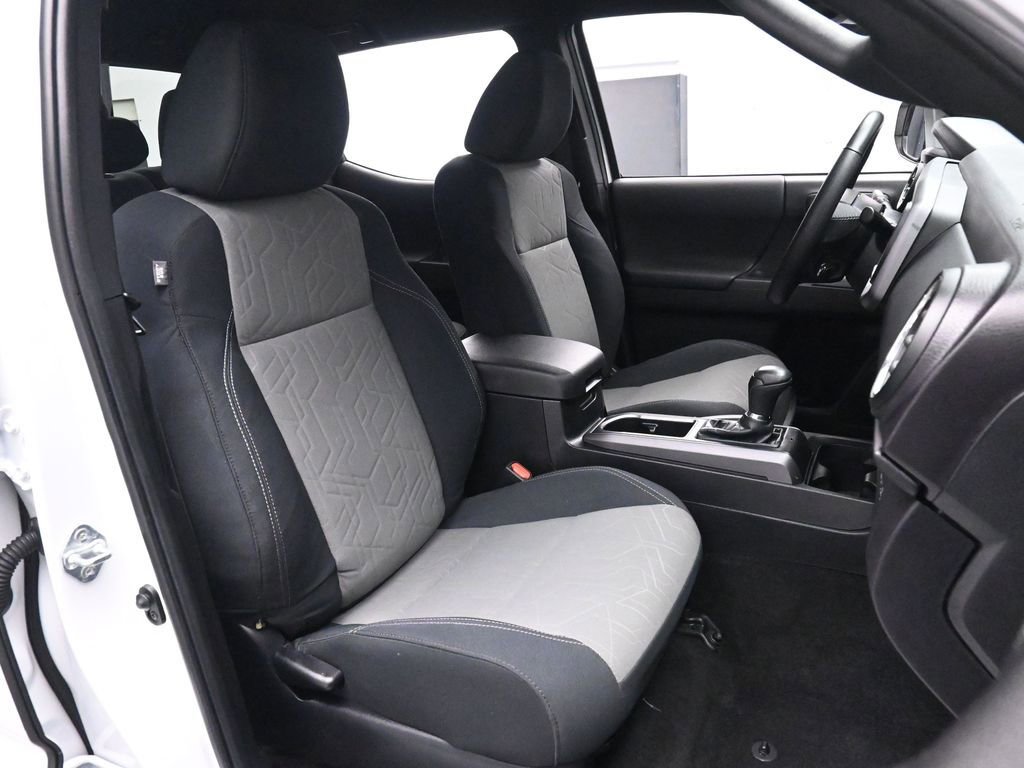 Used 2023 Toyota Tacoma TRD Off-Road w/ Technology Package image 22