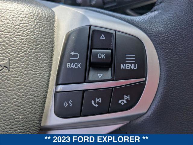 Certified 2023 Ford Explorer XLT w/ Equipment Group 202A RWD image 15