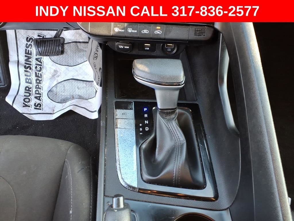 Used 2021 Hyundai Elantra SEL image 18