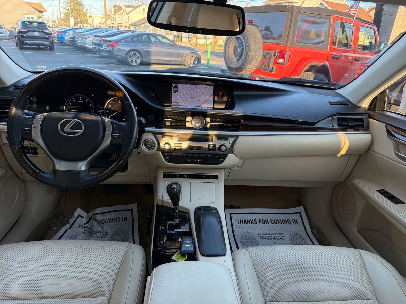 Used 2014 Lexus ES 350 w/ Luxury Package image 13