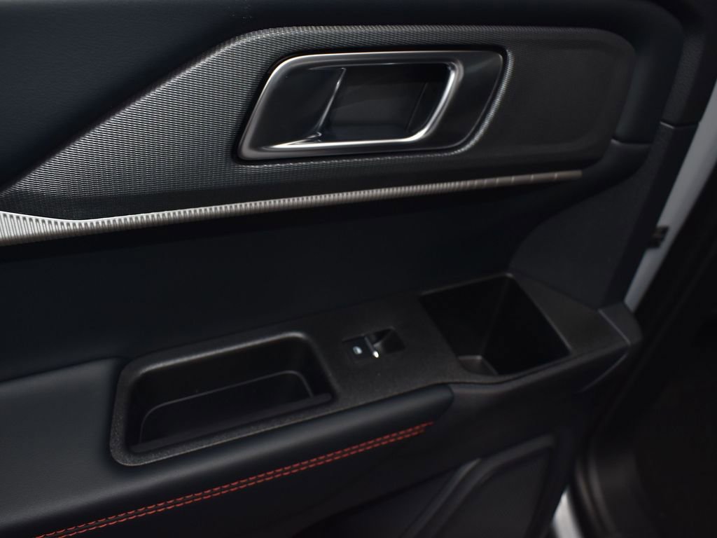 New 2026 Ford Explorer ST-Line image 28