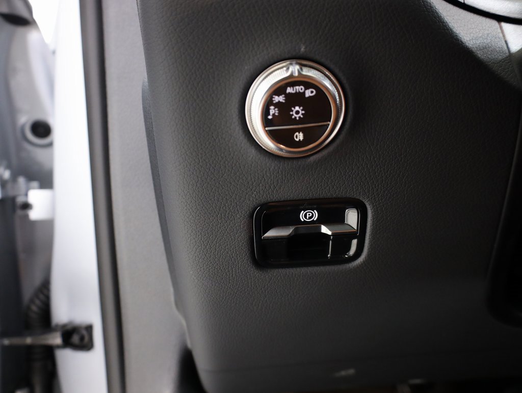 Certified 2026 Mercedes-Benz GLC 300 4MATIC image 11