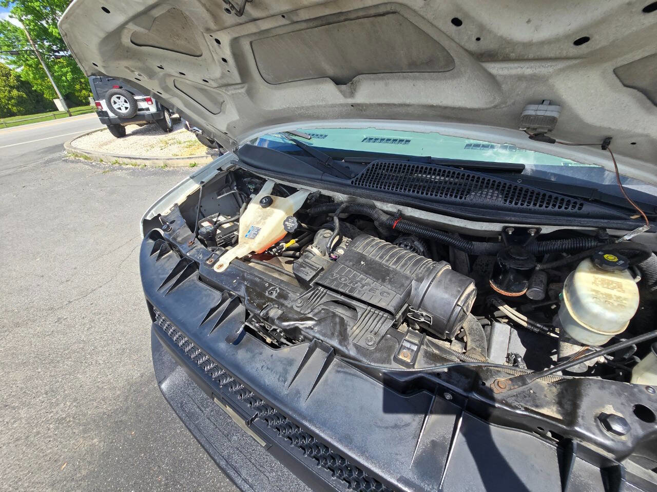 Used 2012 Chevrolet Express 3500 LS image 23