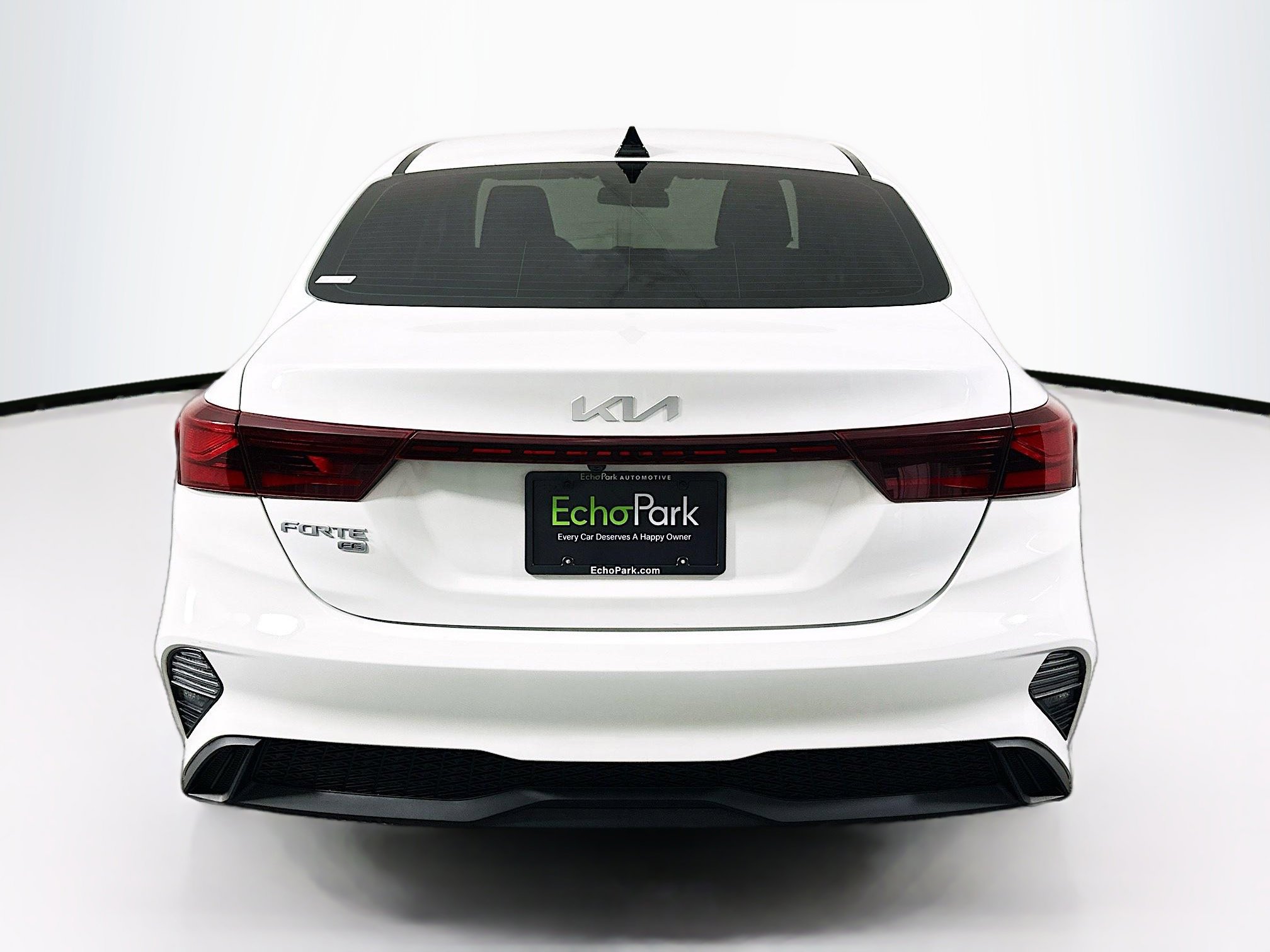 Used 2024 Kia Forte LX FWD image 7
