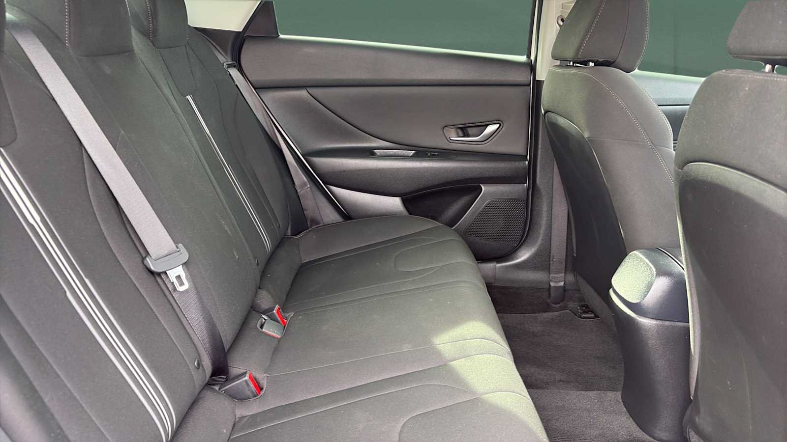 Used 2022 Hyundai Elantra SEL w/ Convenience Package FWD image 22