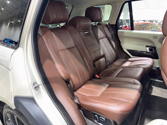 Used 2013 Land Rover Range Rover Autobiography AWD/4WD image 59
