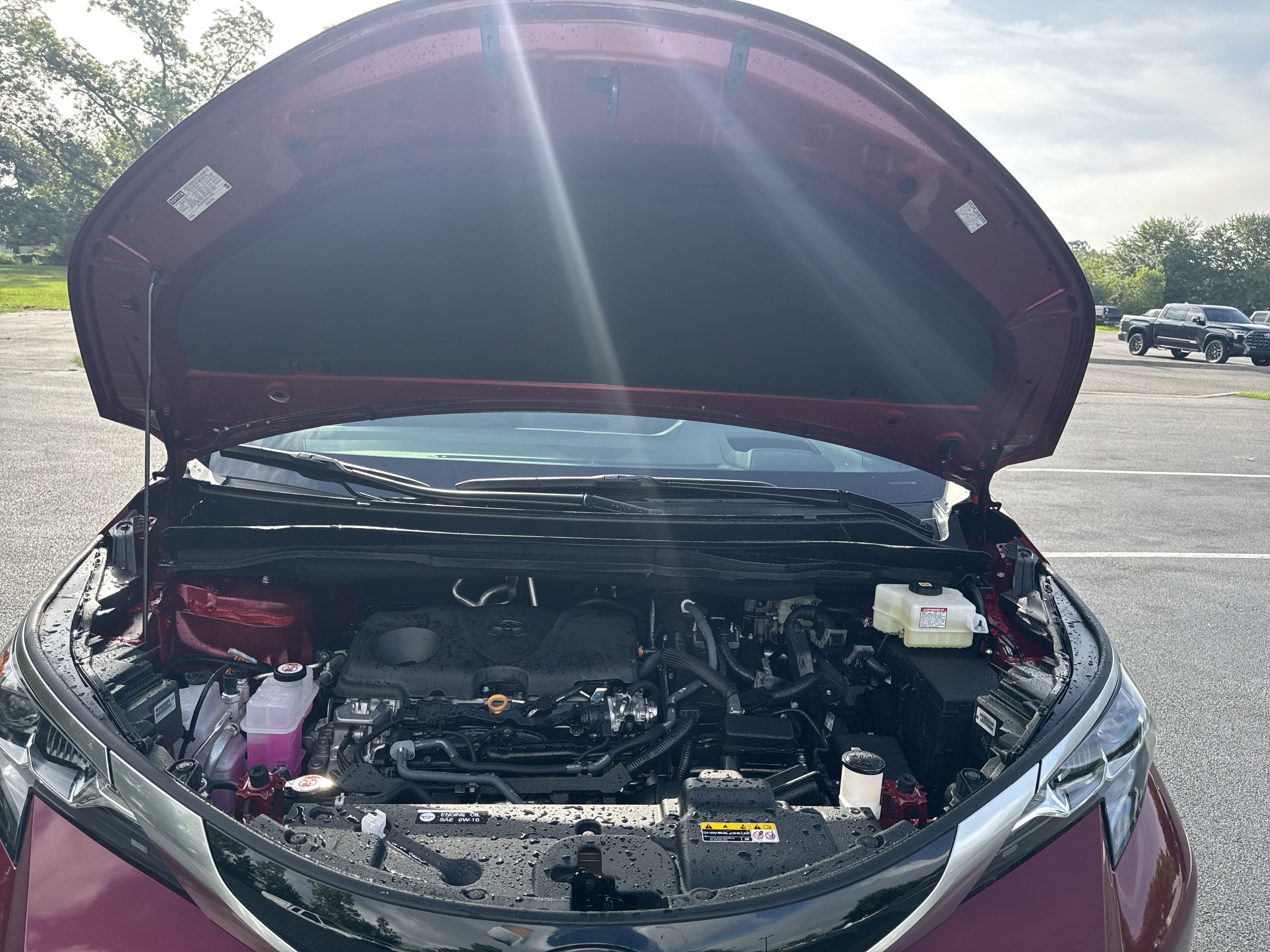 New 2025 Toyota Sienna Platinum FWD image 45