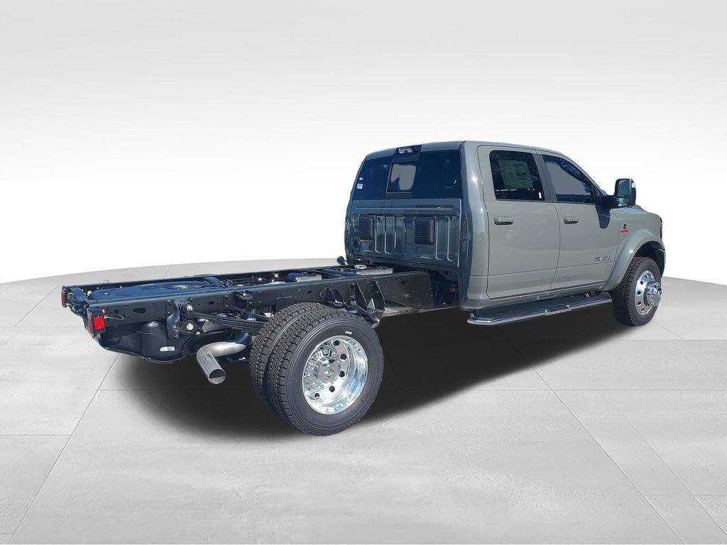 New 2026 RAM 5500 4x4 Crew Cab w/ Laramie Trim Package image 5