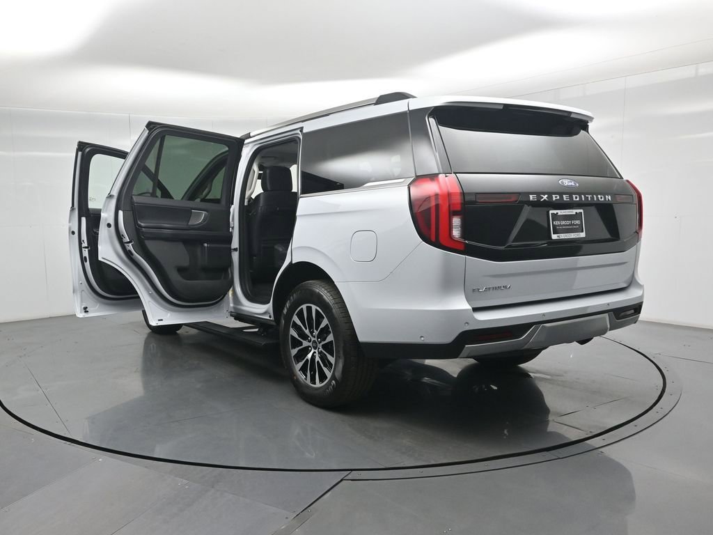 Certified 2025 Ford Expedition Platinum AWD/4WD image 31