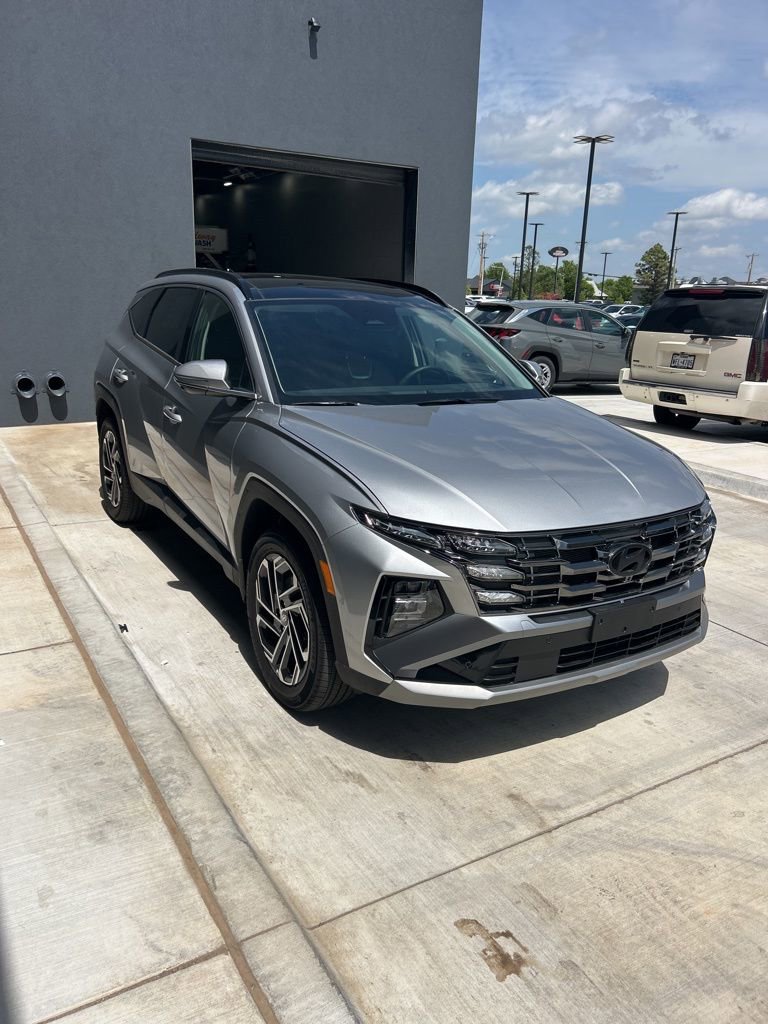 Certified 2026 Hyundai Tucson Limited image 3