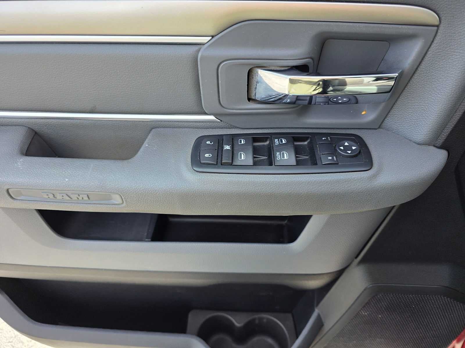 Used 2015 RAM 1500 Outdoorsman AWD/4WD image 21