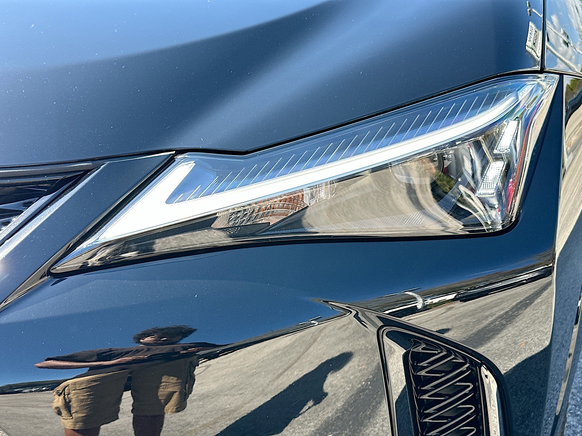 Used 2025 Lexus UX 300h FWD image 30
