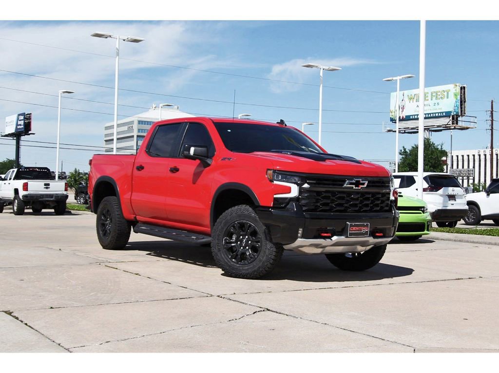 Used 2024 Chevrolet Silverado 1500 ZR2 w/ Technology Package image 1