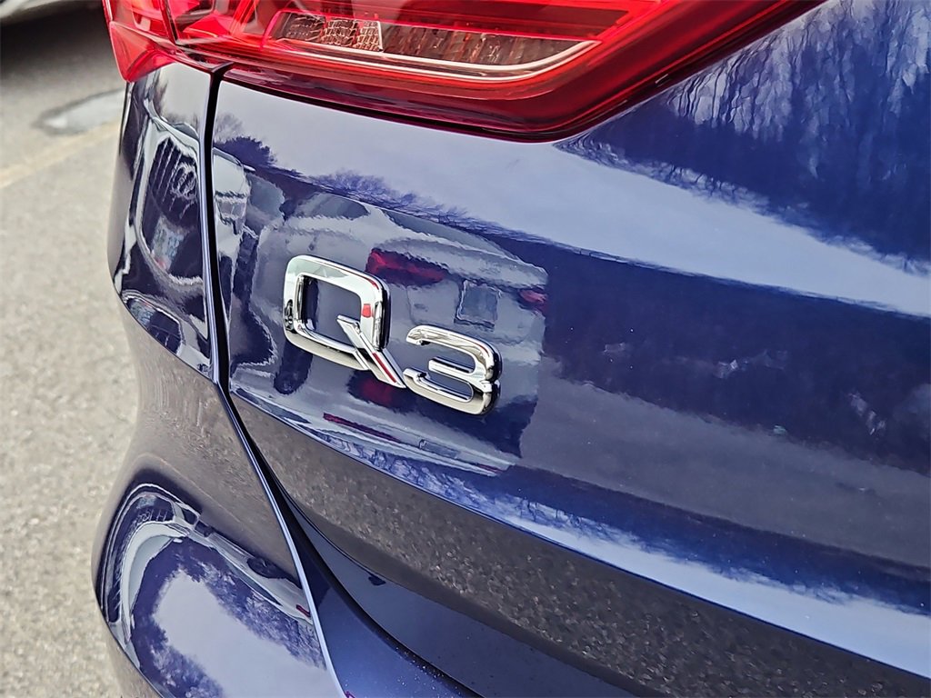 New 2025 Audi Q3 2.0T Premium image 6