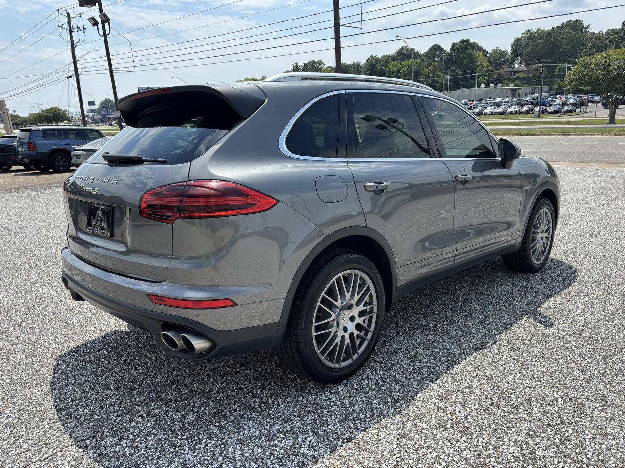 Used 2018 Porsche Cayenne S w/ Premium Package Plus AWD/4WD image 5