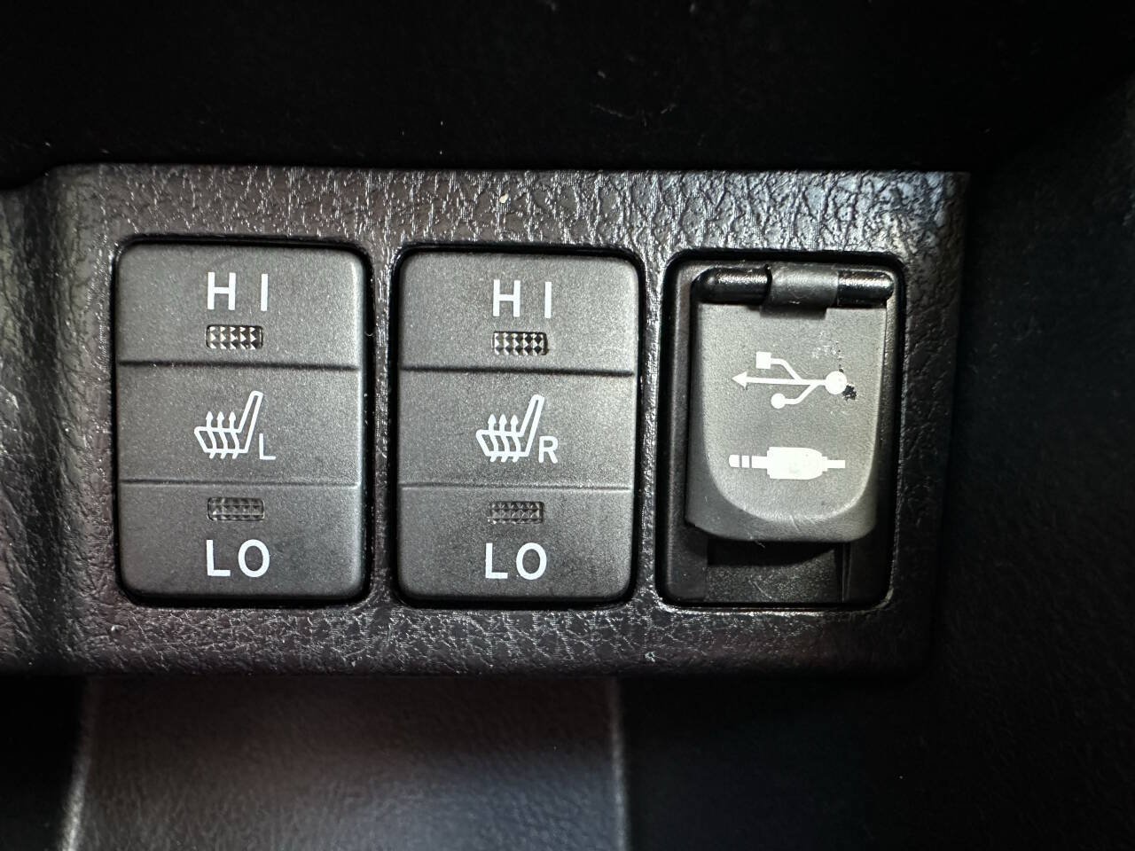 Used 2015 Toyota Corolla S Premium FWD image 22