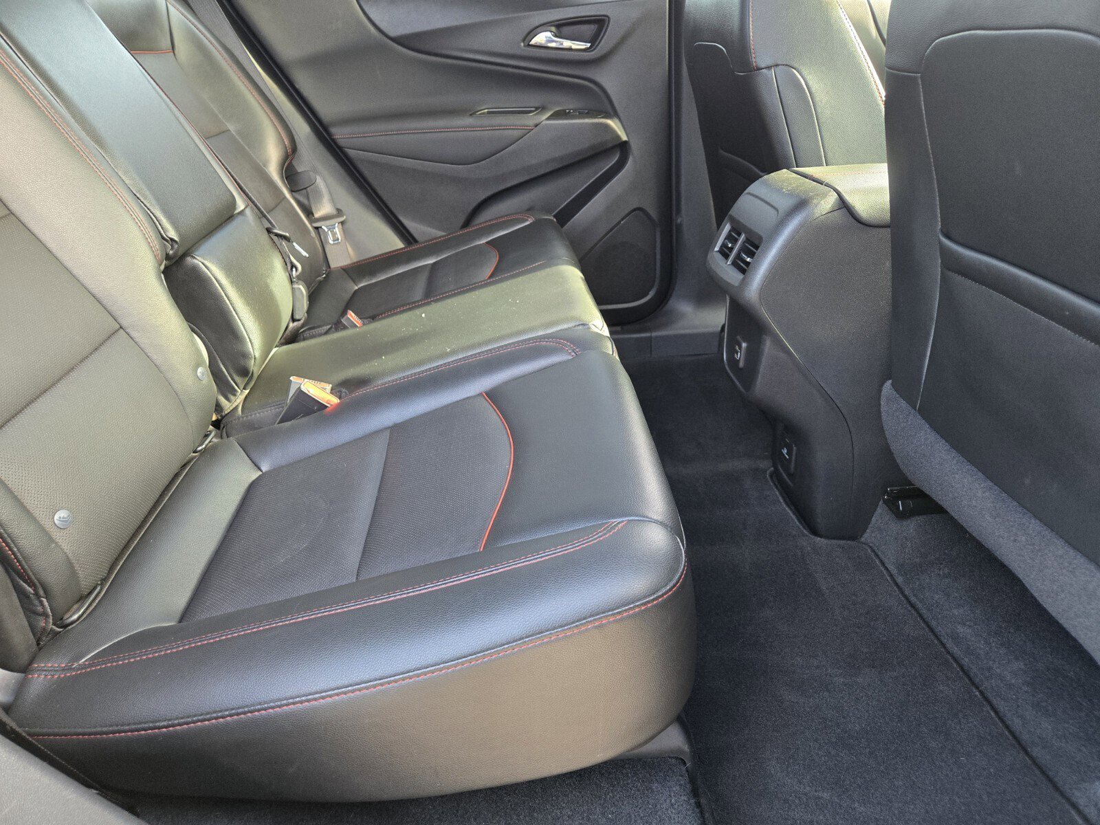 Used 2023 Chevrolet Equinox RS w/ RS Leather Package image 14