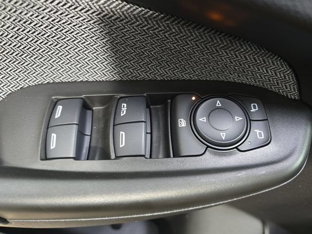 Used 2023 Chevrolet TrailBlazer LT w/ Convenience Package FWD image 30