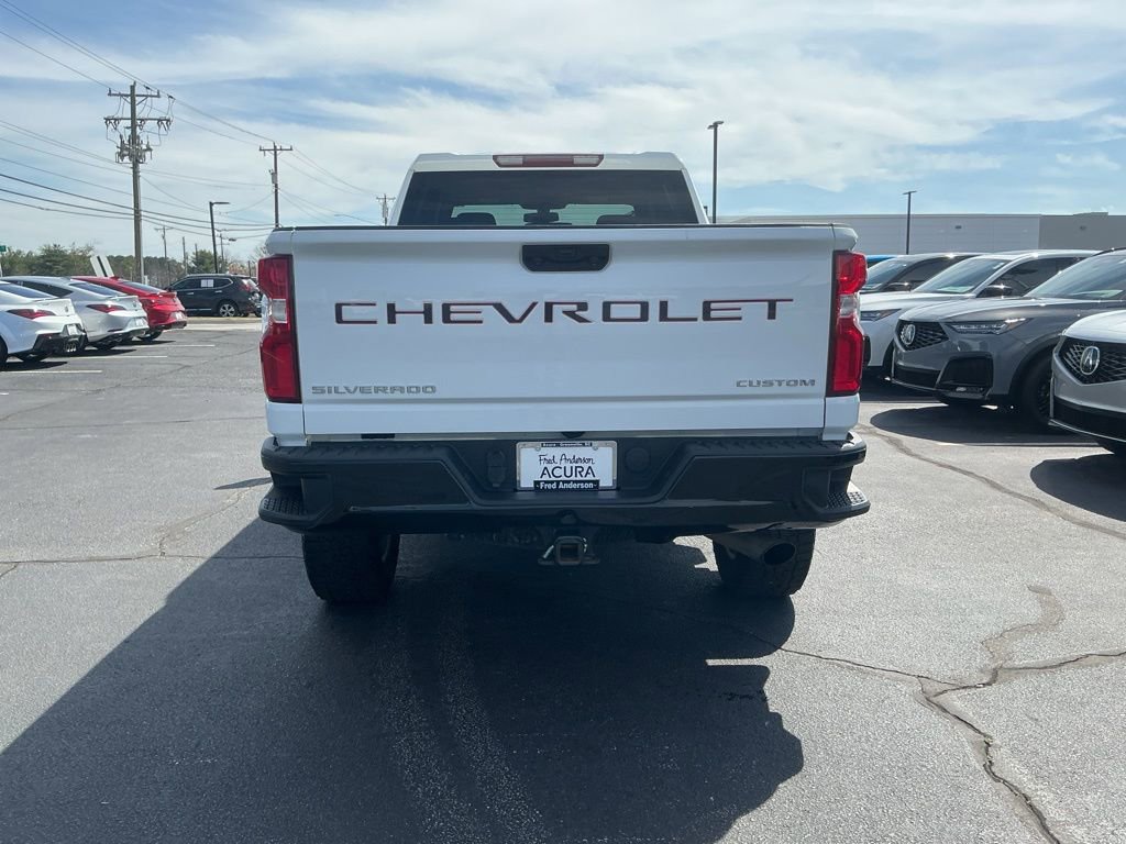 Used 2021 Chevrolet Silverado 2500 Custom w/ Custom Value Package image 4