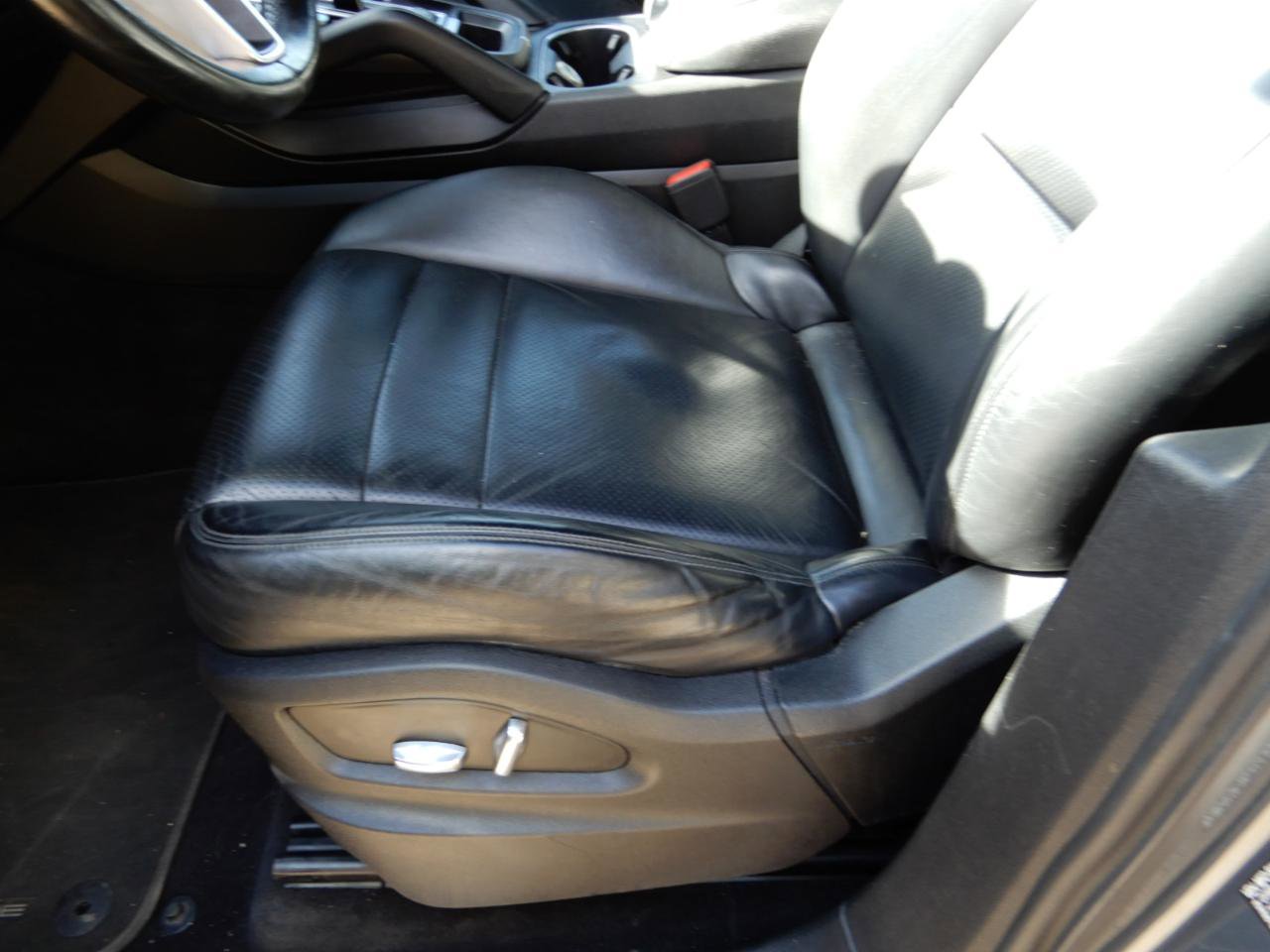 Used 2019 Porsche Cayenne image 12