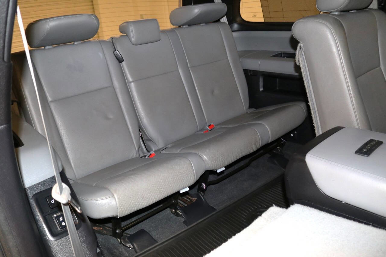 Used 2020 Toyota Sequoia Platinum image 22