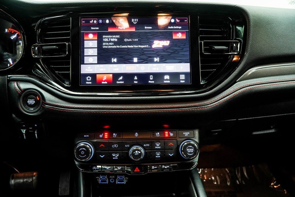 Used 2024 Dodge Durango GT image 23