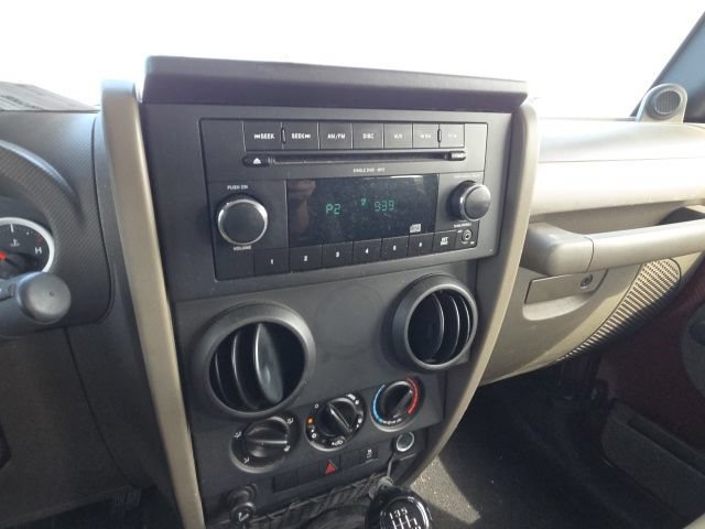 Used 2010 Jeep Wrangler Sport w/ Black Appearance Group AWD/4WD image 16