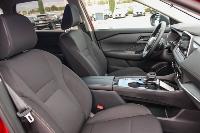 New 2026 Nissan Rogue S image 17