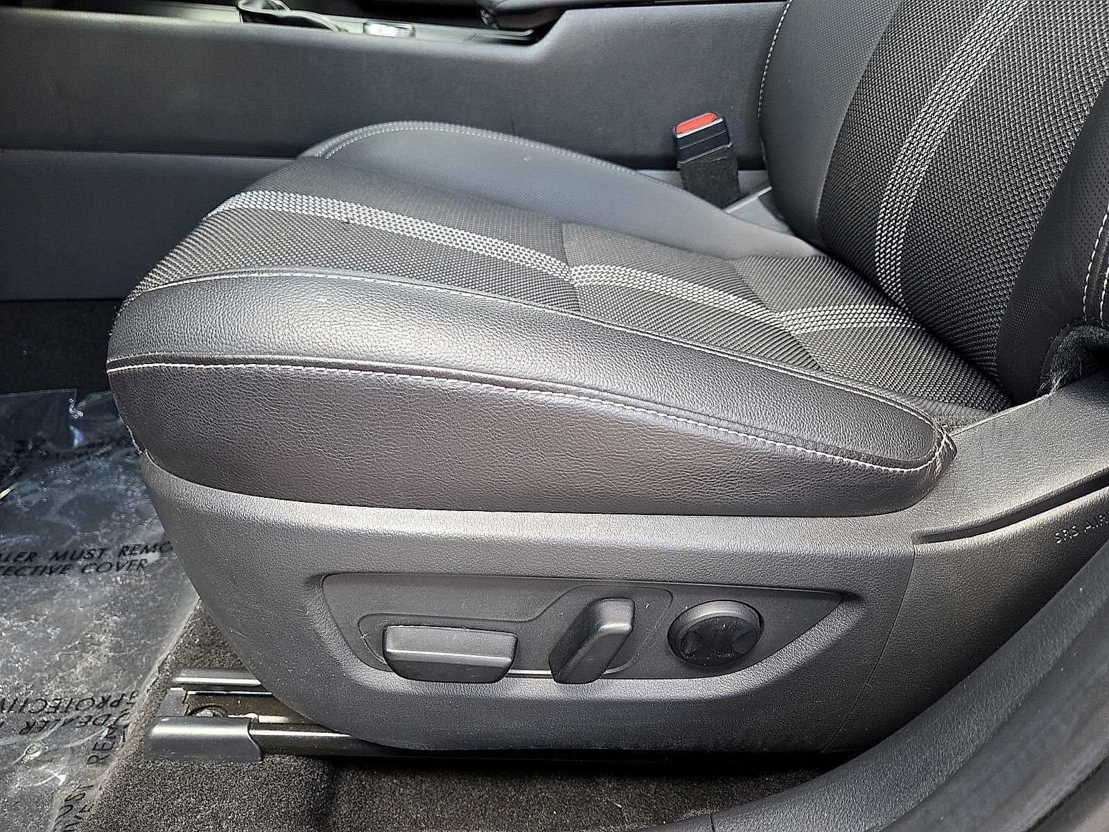 Used 2025 MAZDA CX-50 AWD 2.5 S w/ Premium Package image 26
