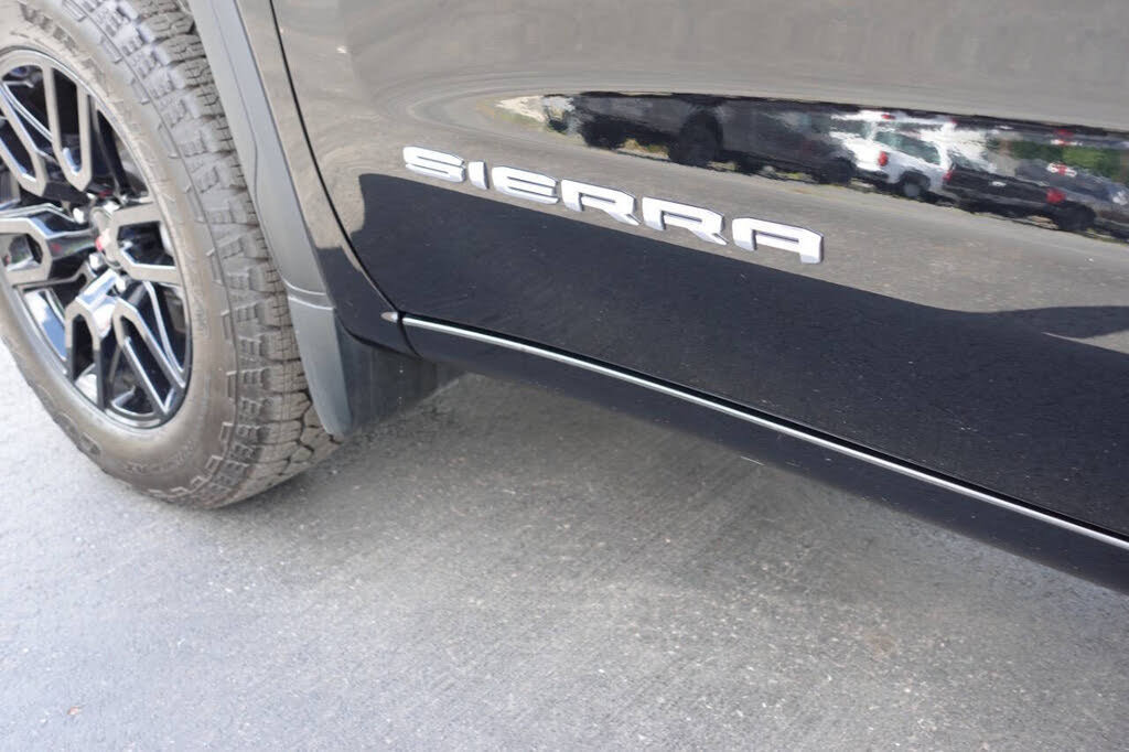 Used 2023 GMC Sierra 1500 Pro w/ Graphite Edition AWD/4WD image 13
