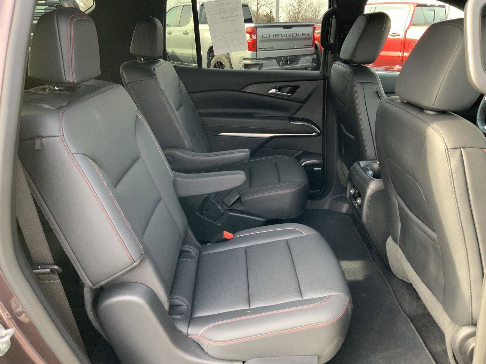 Used 2024 Chevrolet Traverse Z71 w/ Enhanced Driving Package image 59