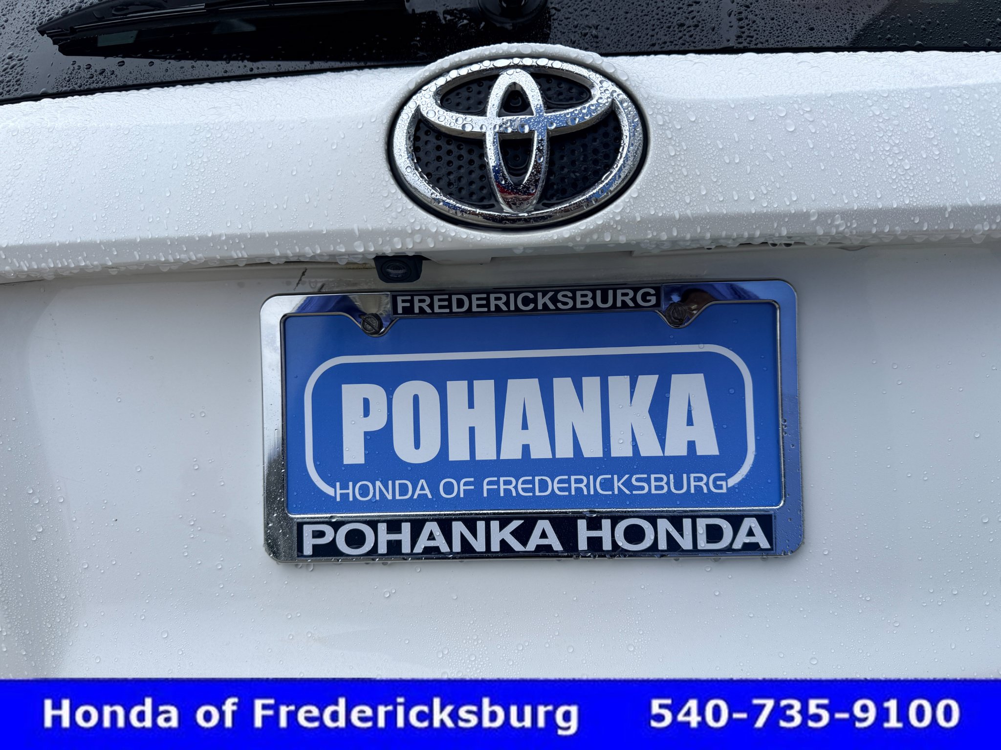 Used 2018 Toyota RAV4 XLE w/ Plus Extra Value Package AWD/4WD image 14