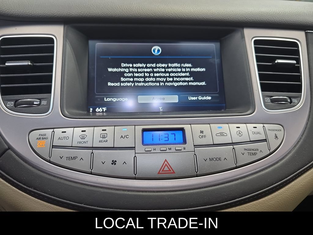 Used 2013 Hyundai Genesis 3.8 w/ Technology Pkg RWD image 23