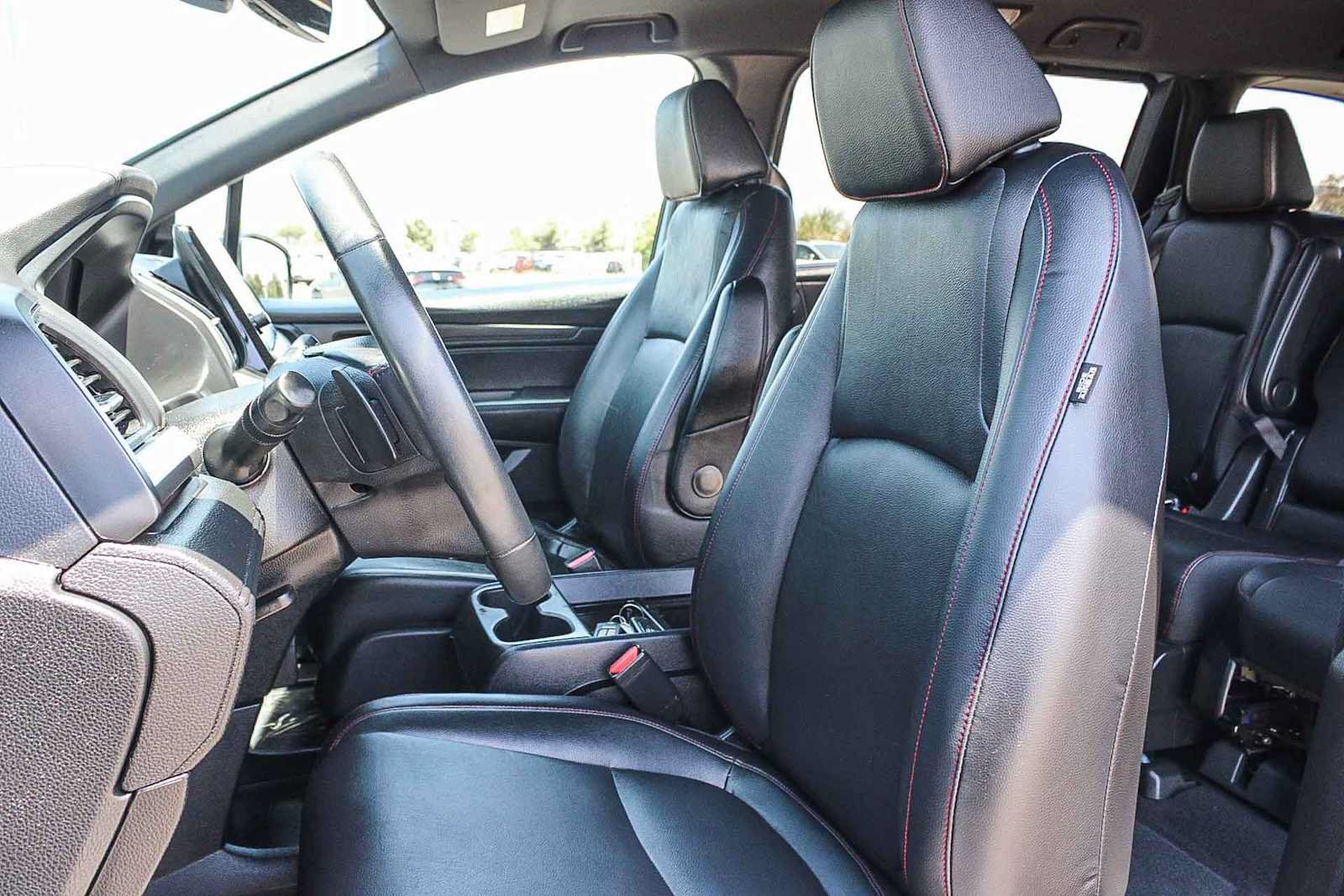 Used 2024 Honda Odyssey Sport image 17
