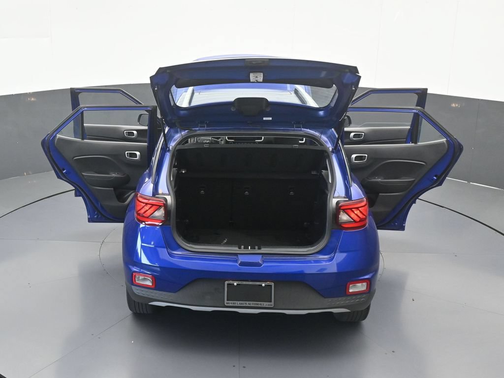 Used 2022 Hyundai Venue SEL FWD image 60
