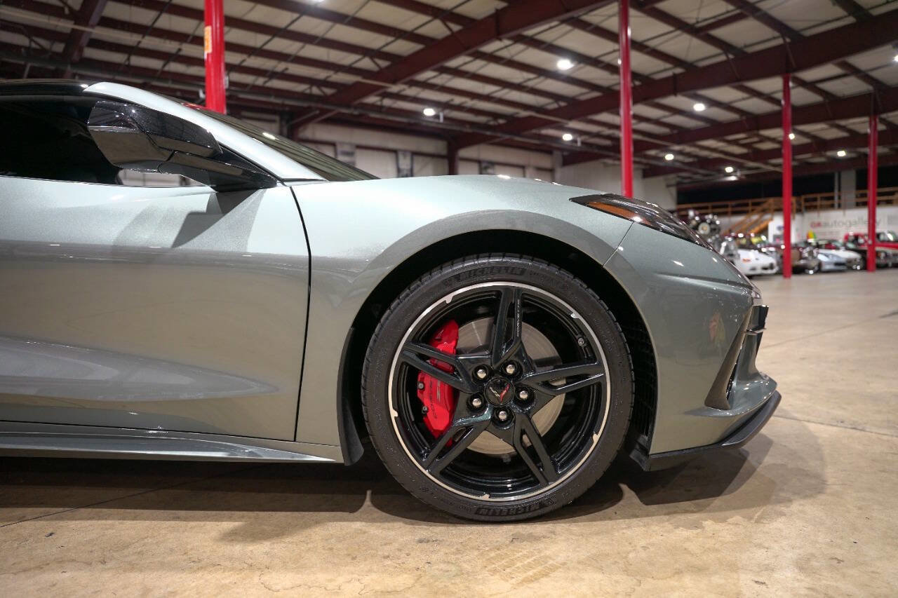 Used 2024 Chevrolet Corvette Stingray Preferred Cpe w/ Z51 Performance Package image 11