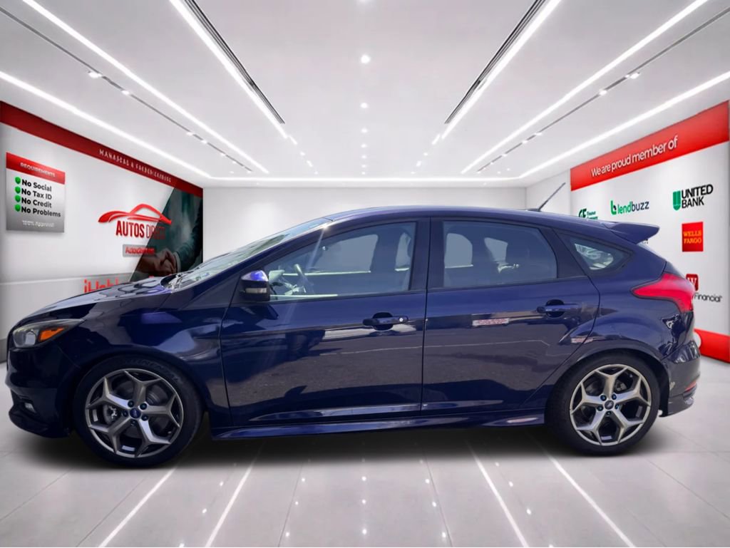 Used 2017 Ford Focus ST image 5