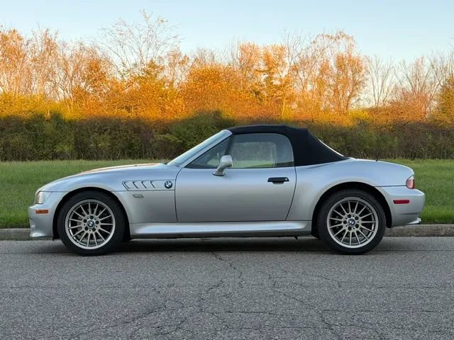 Used 2002 BMW Z3 3.0i RWD image 38