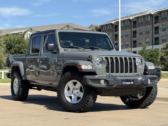 Used 2022 Jeep Gladiator Sport AWD/4WD image 1