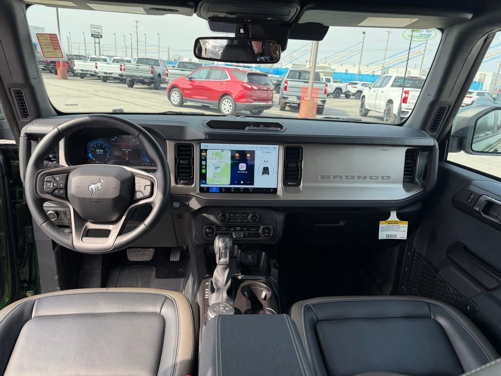 Used 2025 Ford Bronco Outer Banks image 15