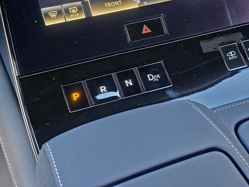 New 2026 INFINITI QX80 4WD image 23