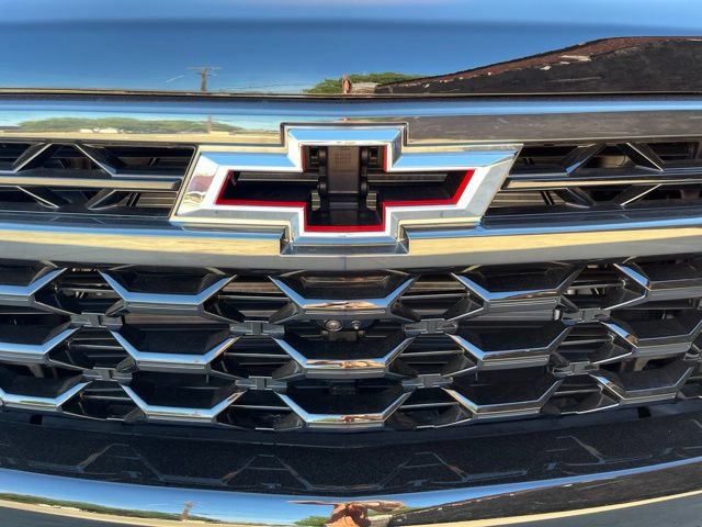 New 2026 Chevrolet Silverado 1500 ZR2 w/ LPO, Dark Essentials Package AWD/4WD image 12